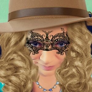 Meet your Posher, Sonia